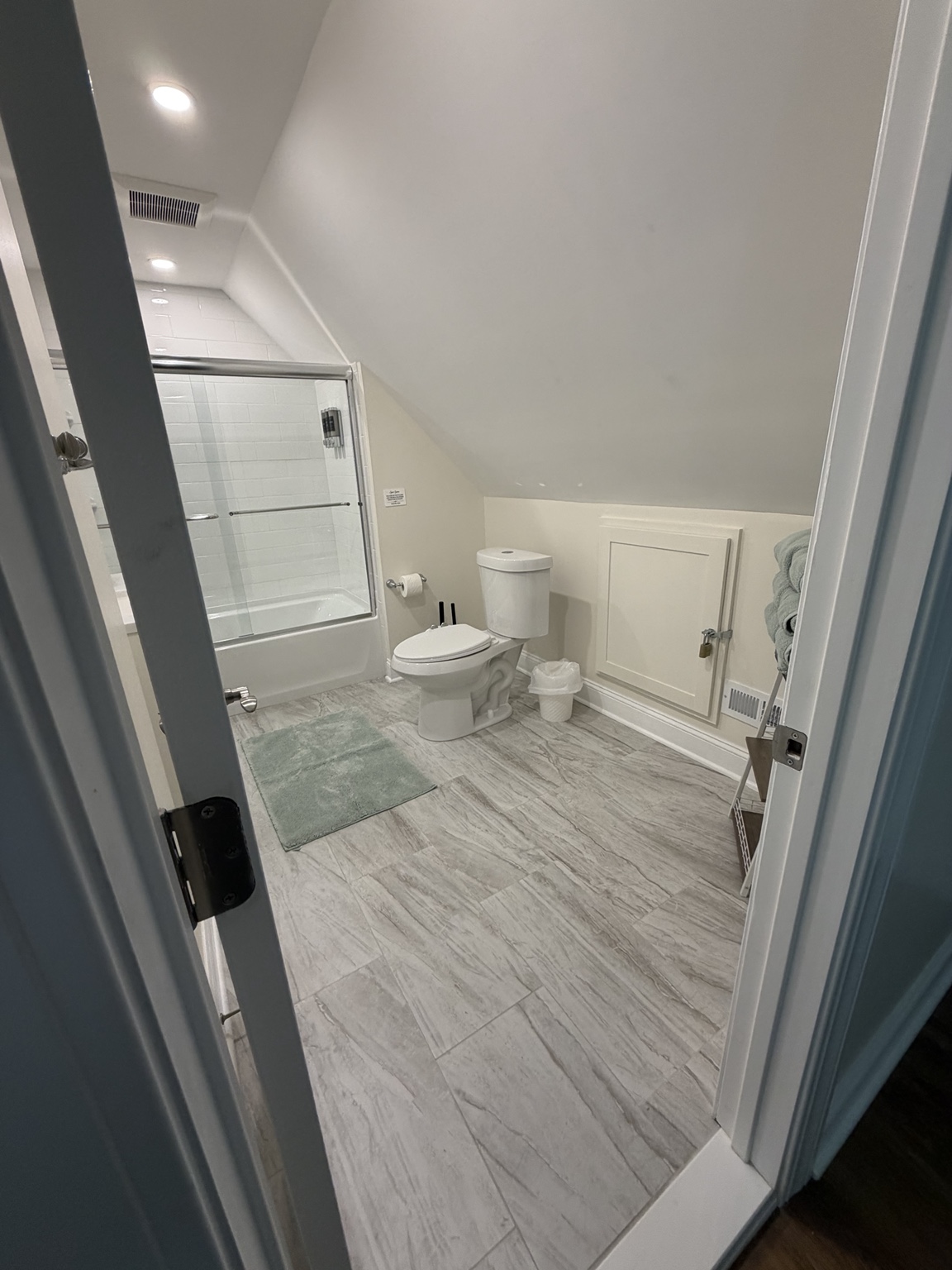 Blanchard Pines Bathroom