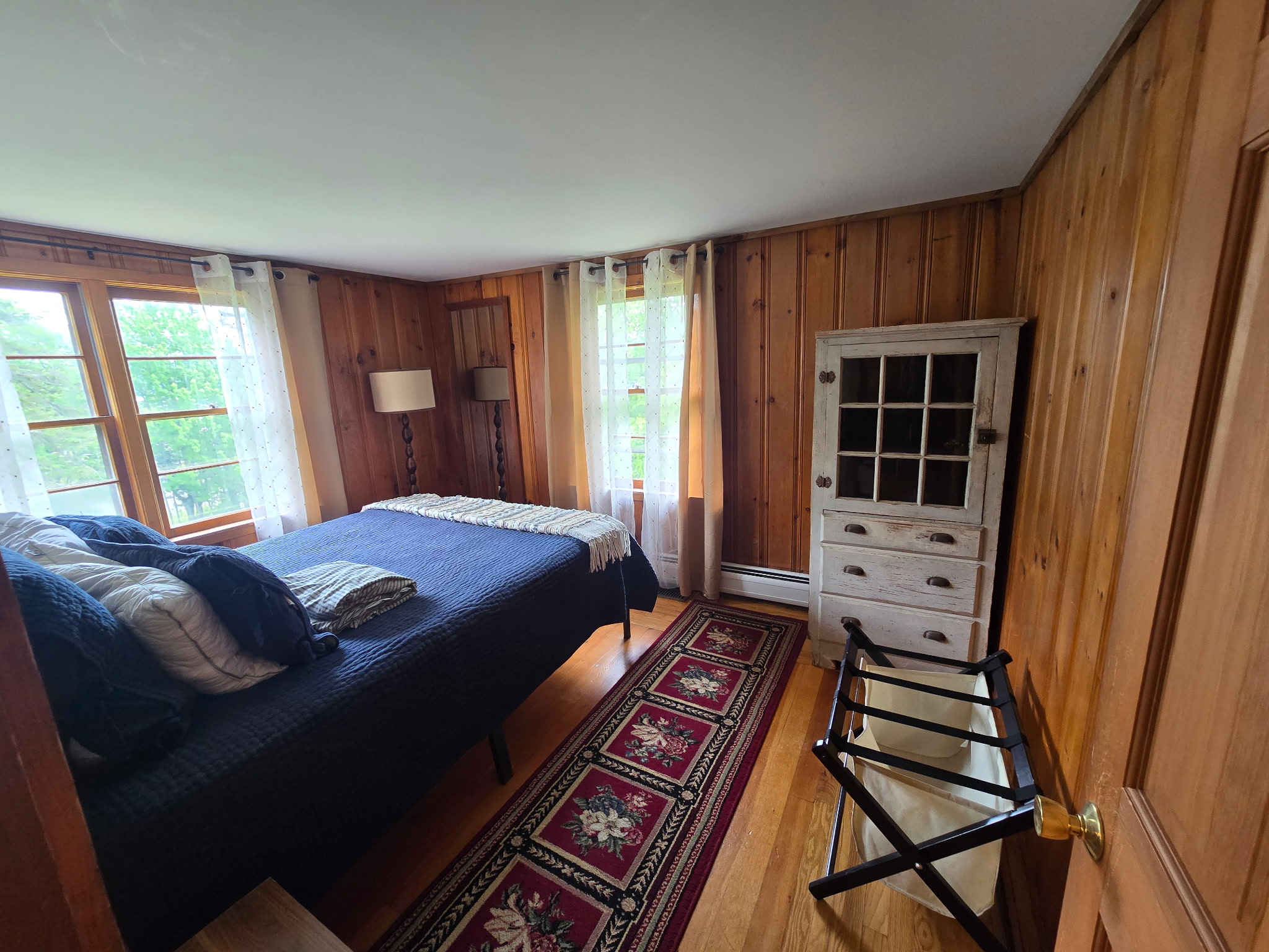 North Main Pines Bedroom