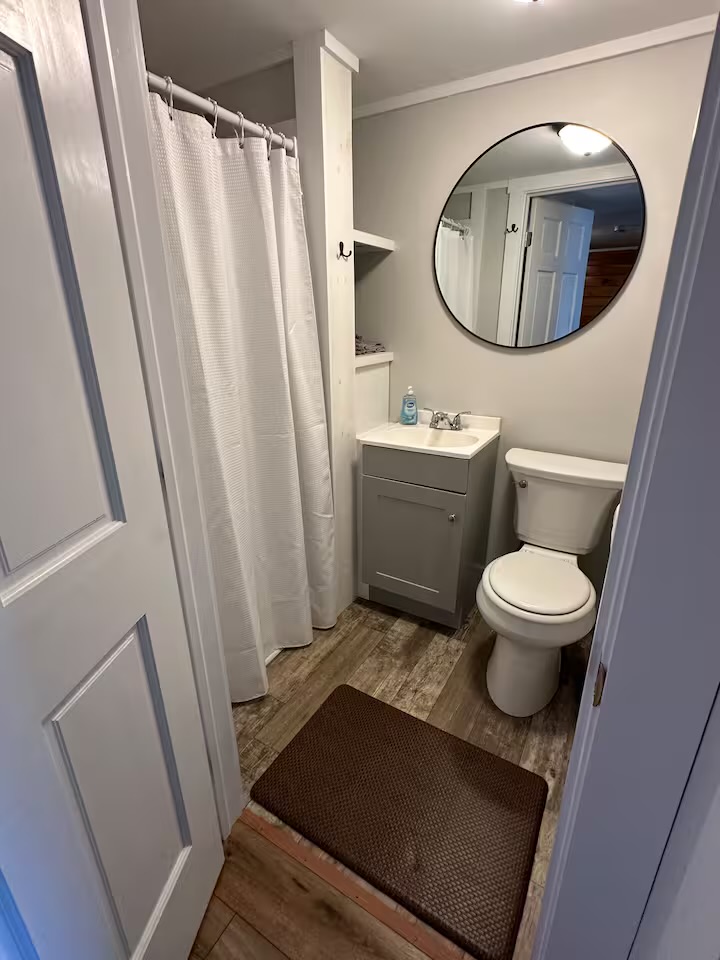 North Main Pines Bathroom
