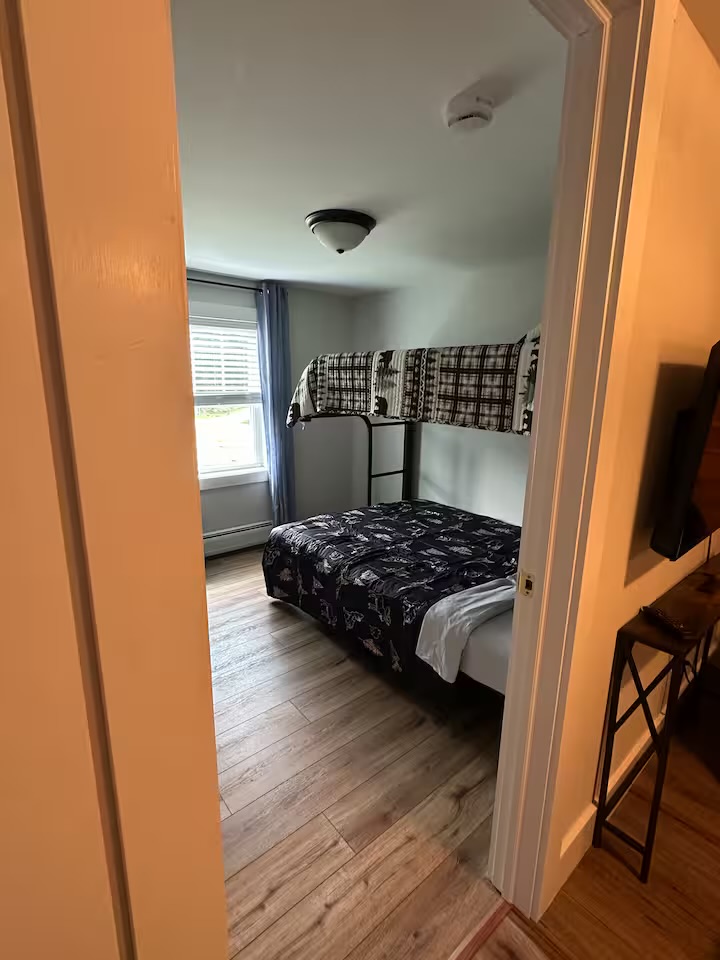 North Main Pines Bedroom