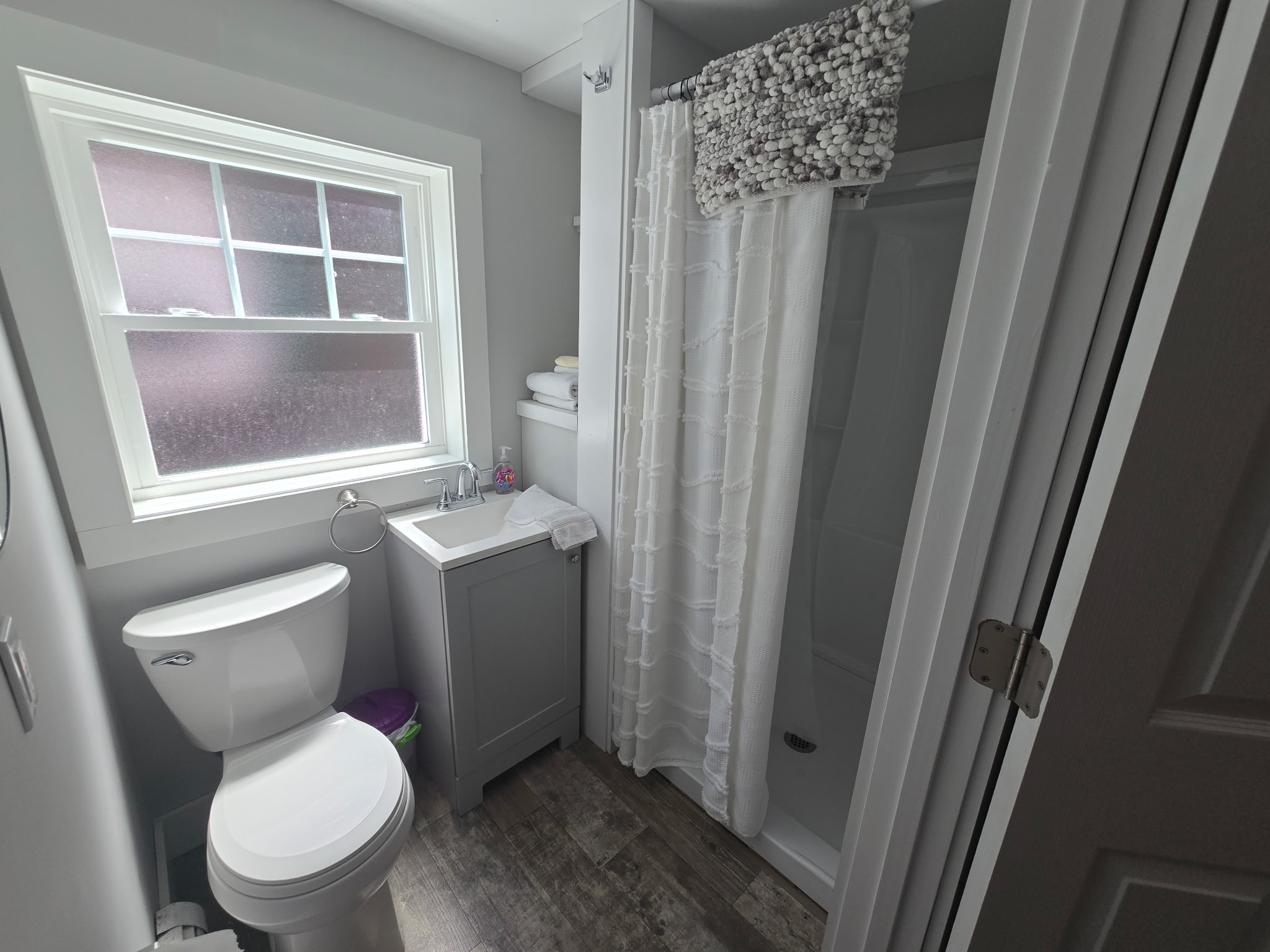 Unit 2 bathroom