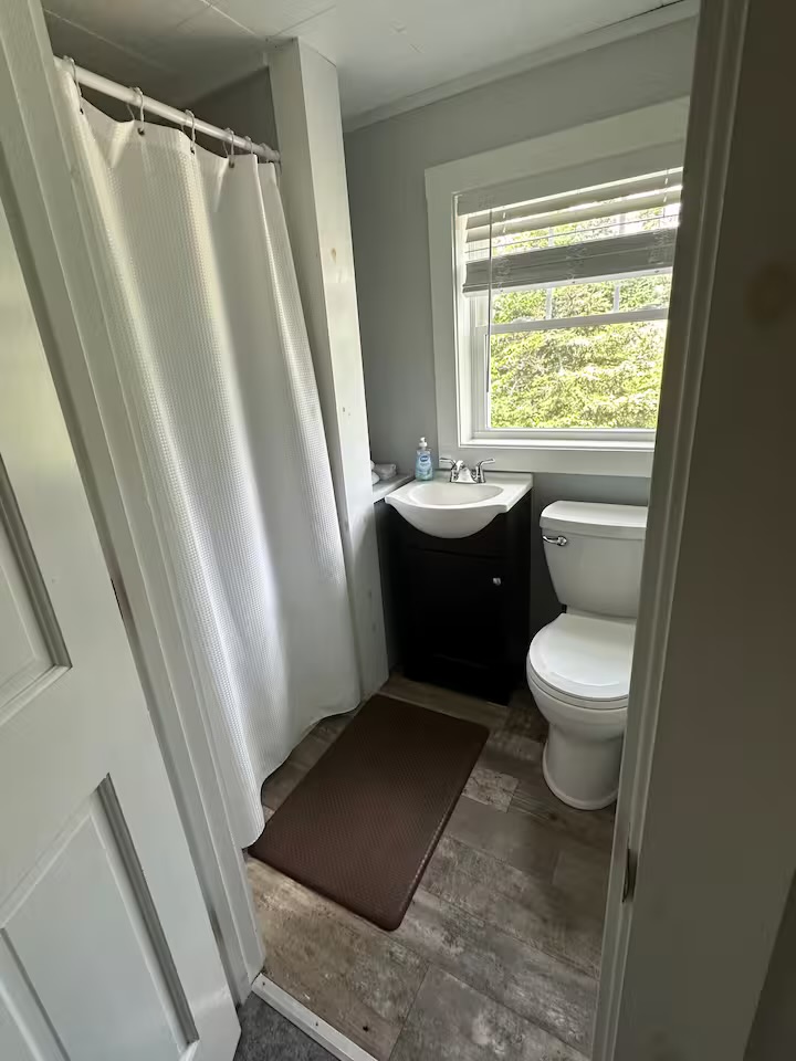 North Main Pines Bathroom